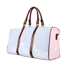 Load image into Gallery viewer, Loves The Ocean Multi Color Travel Bag