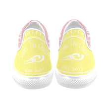 Load image into Gallery viewer, Loves The Ocean Yellow Rose Slip-on Canvas Shoes