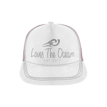 Load image into Gallery viewer, Loves The Ocean Snapback Hat