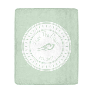 Loves The Ocean Mint White Ultra-Soft Micro Fleece Blanket 50" x 60"